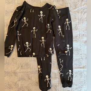 Kyte Skeleton Print Black Pajama Set